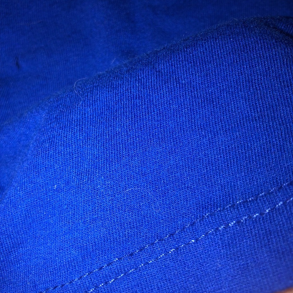 “good vibes” cropped shirt